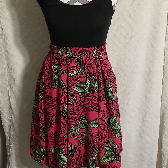 Lularoe Madison skirt size small